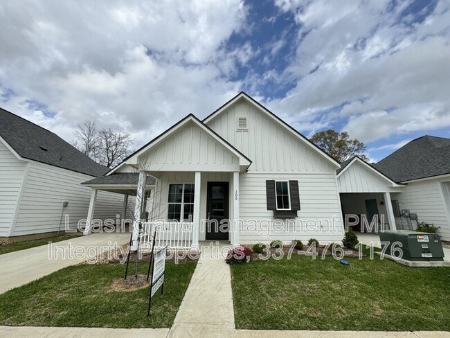 Building Photo - 106 Satsuma Dr Rental