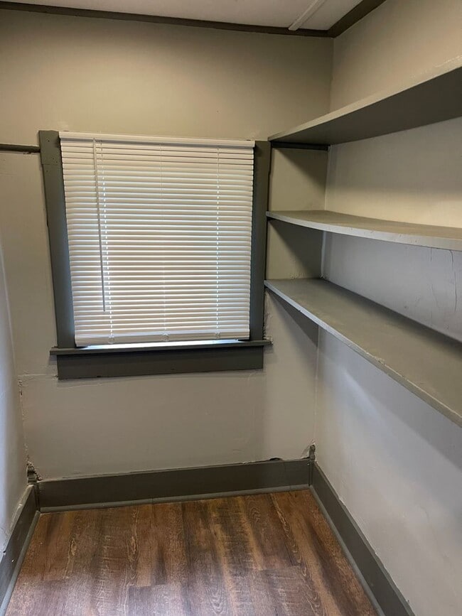 Photo - $875 - 2 bed 1 bath - Single Family Home