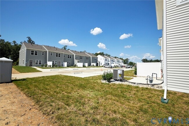 Photo - 240 Greenpark Rd