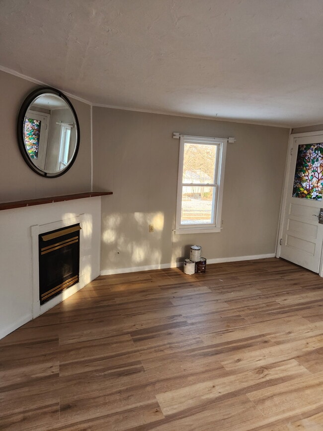 Building Photo - 1424 North Ave Unit 1424 1/2