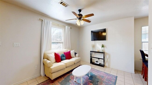 Photo - 1113 Gridiron Dr