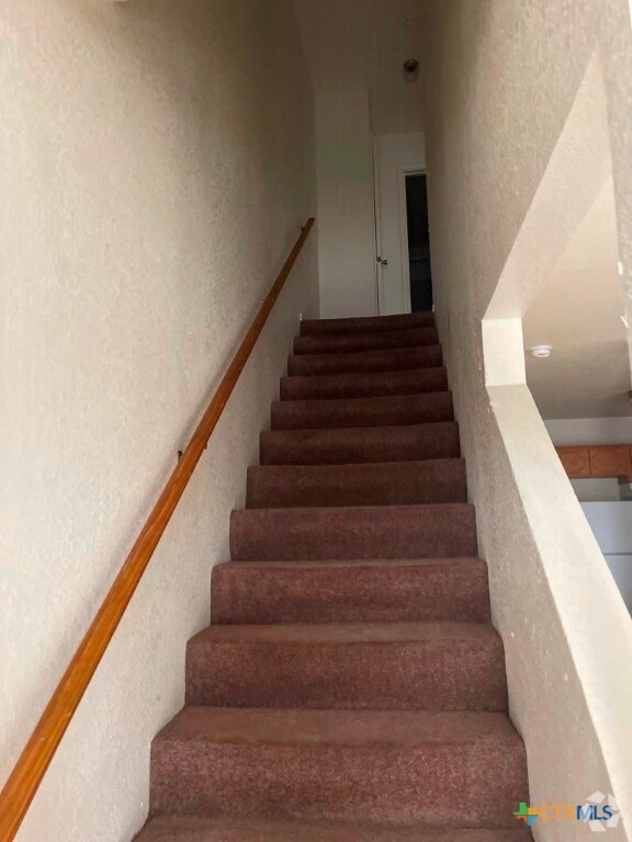Building Photo - 4506 Alan Kent Dr Unit C Rental