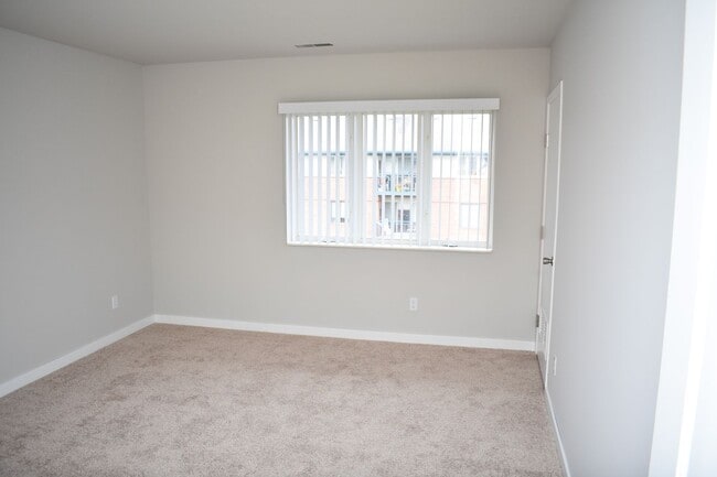 Riverwalk Apartments