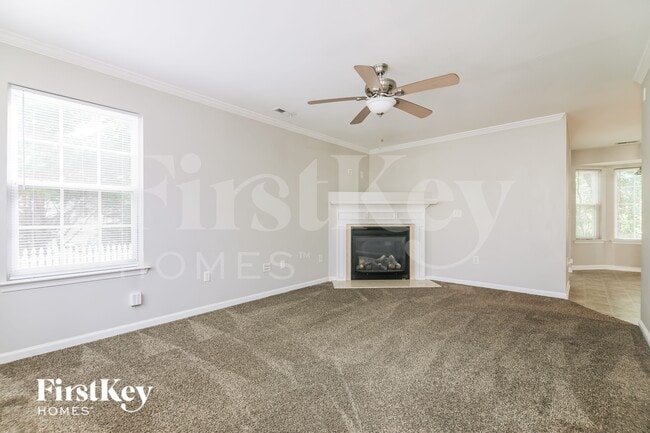 Photo - 803 Steamboat St