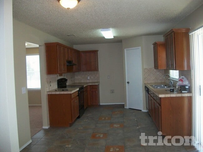 Photo - 1817 Citadel Dr
