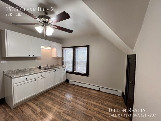 Photo - 1935 Glenn Dr Unit 2