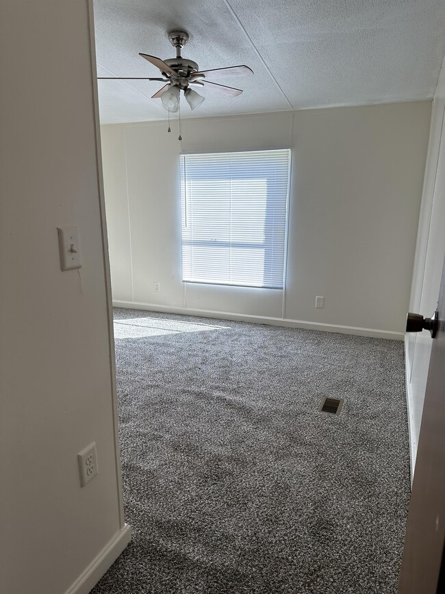 Photo - 5908 Ard S Loop