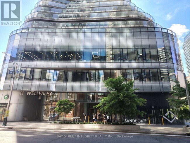 Photo - 11 Wellesley St W Unité 1308