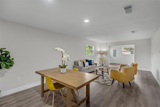 Photo - 224 Singleton Ave