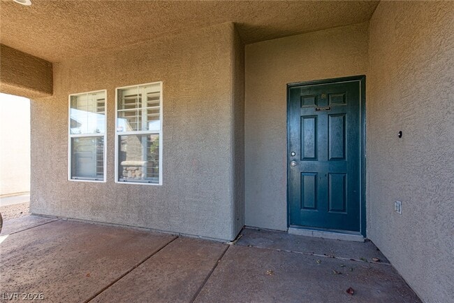725 Smokey Mountain Ave