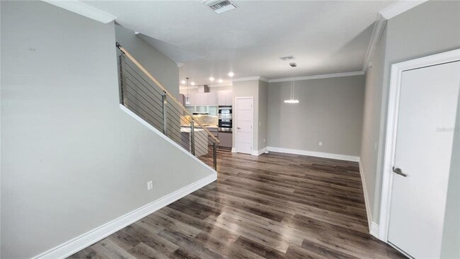 Photo - 1968 Greenbriar Ter