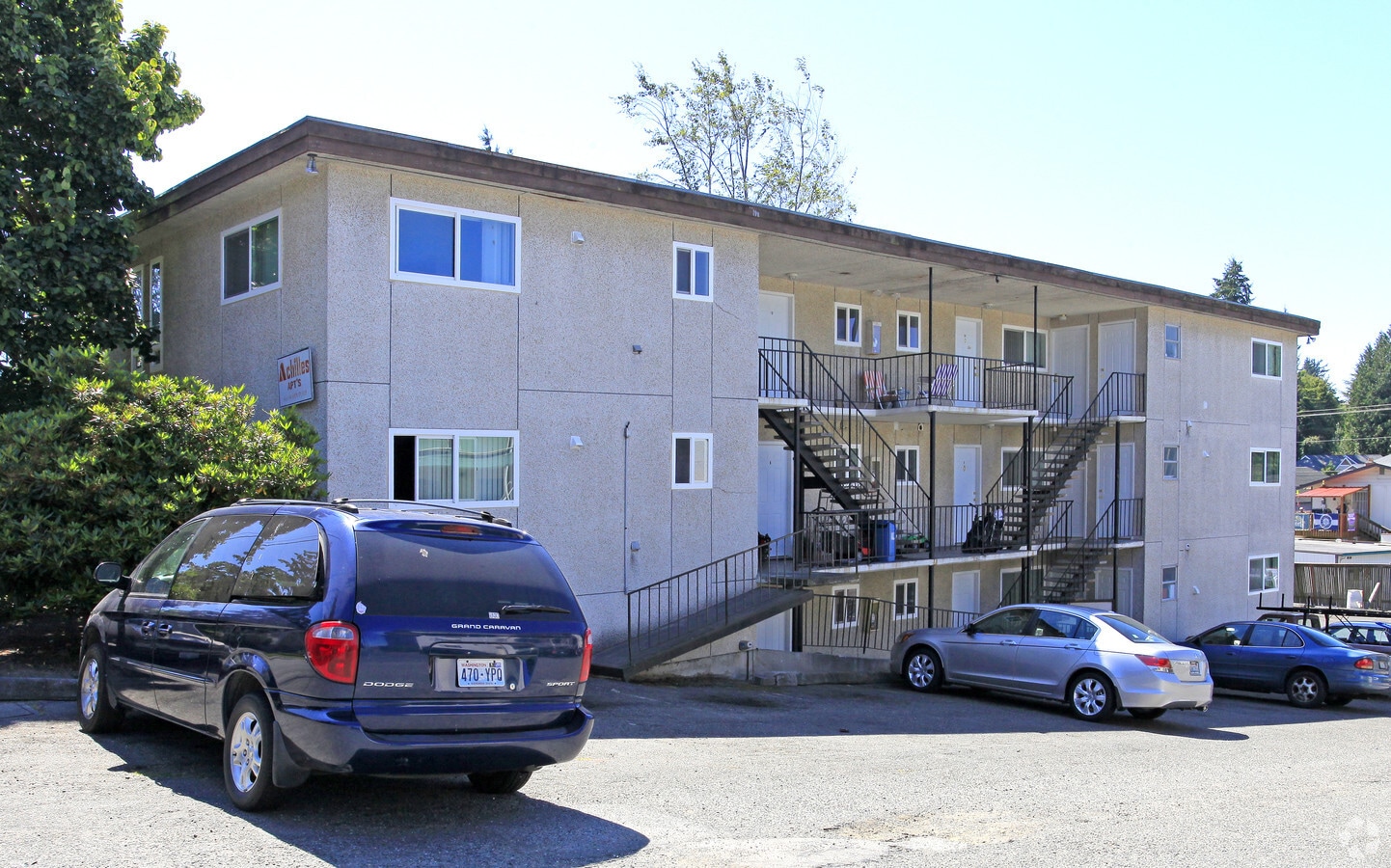Photo - Achilles Apartments