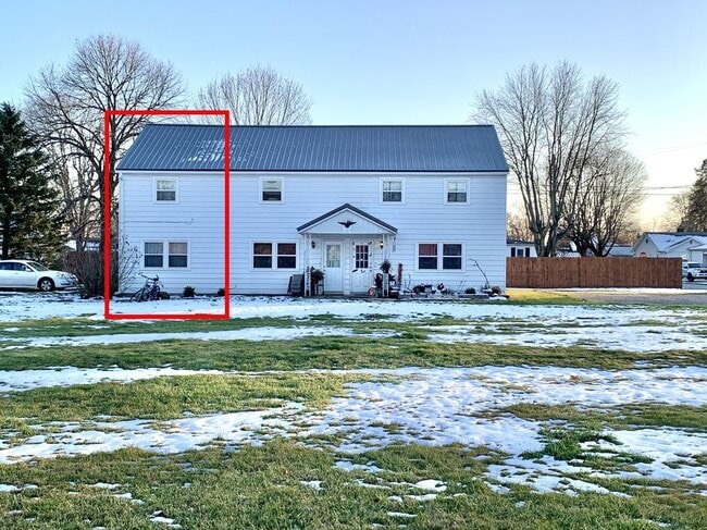 Building Photo - 507 North St