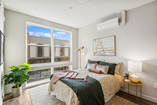 Photo - Dream Boyd Theatre