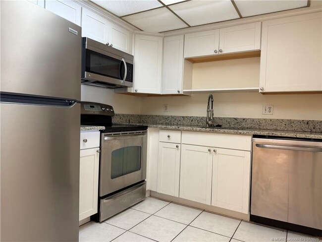 Building Photo - 950 S Kanner Hwy Unit C26