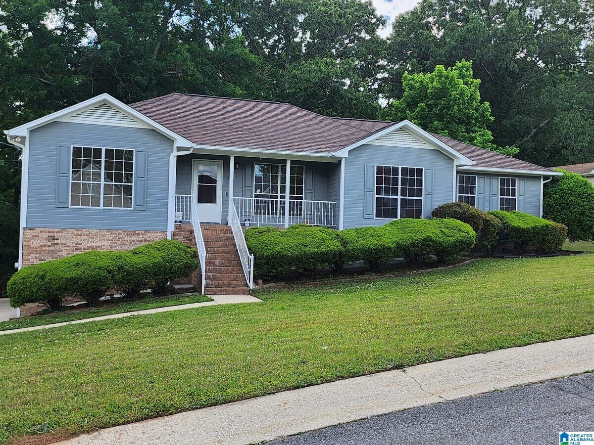 Photo - 713 Jason Cir