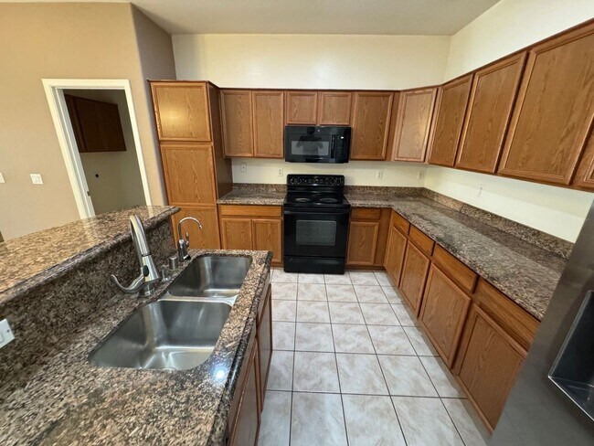 Photo - 1522 E Ebony Pl