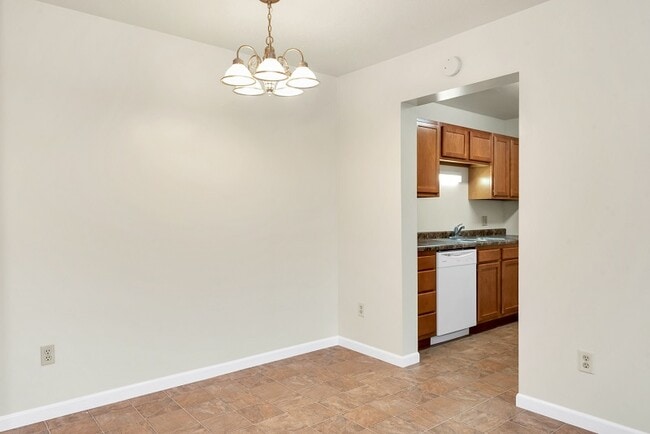 Photo - Marlin Manor