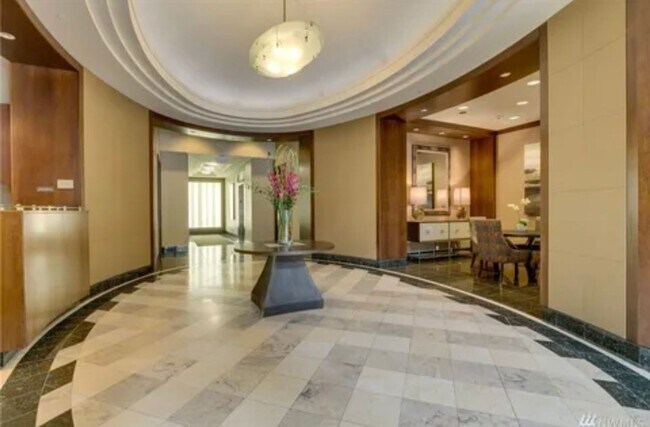 Building Photo - Modern Conveniences Spacious 1-bedroom plu... Unit 1203 Rental