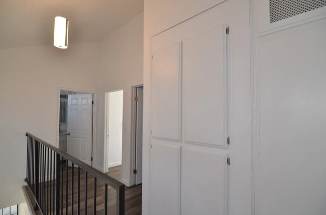 Photo - 668 W 15th St