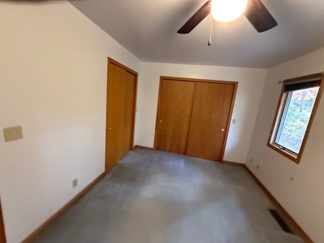 Photo - 709 Manor Dr