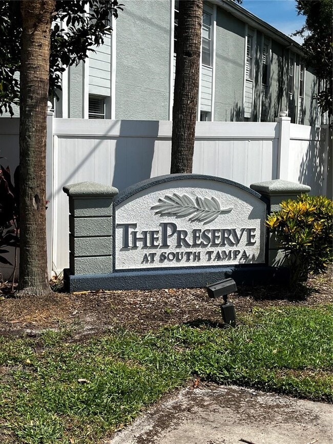 Building Photo - 5440 S Macdill Ave Unit 4D