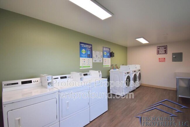 Photo - 221 SE 12th Ave