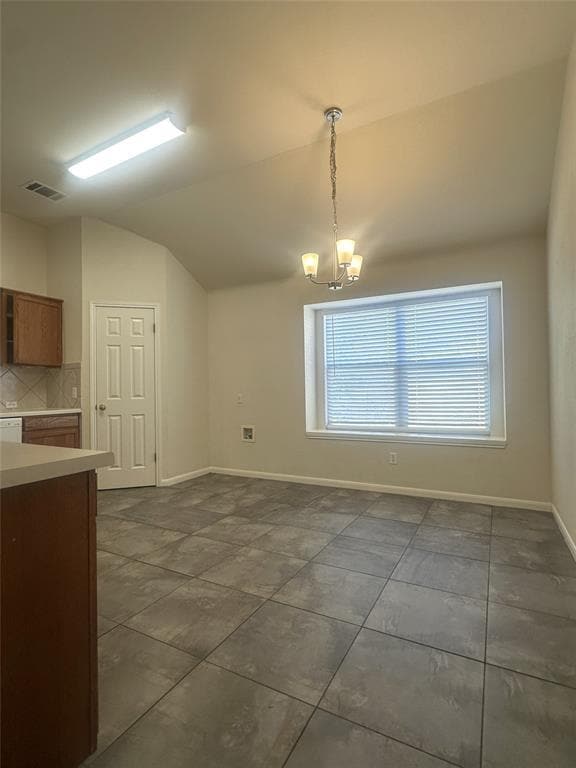 Photo - 722 Ranier Ln