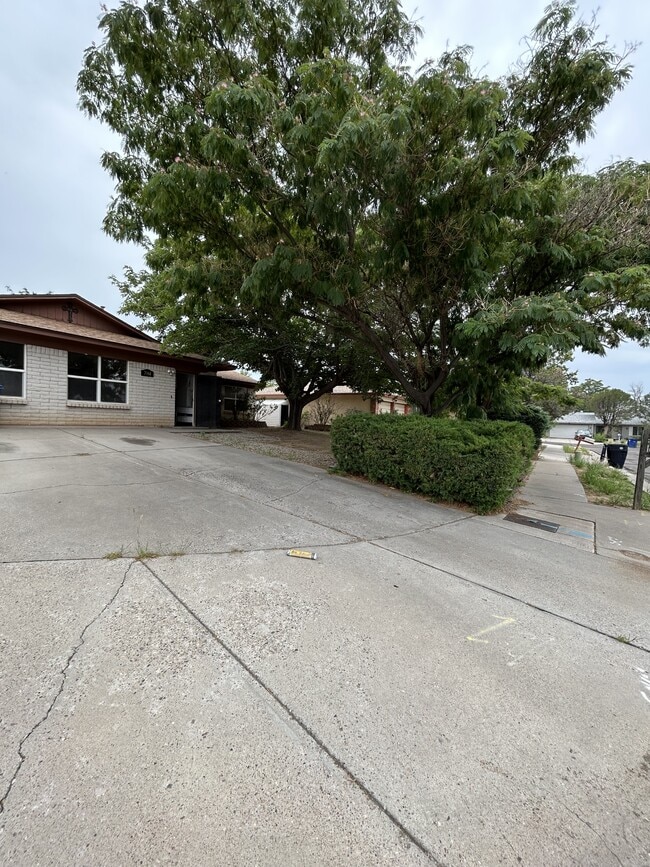 Building Photo - 7061 Luella Anne Dr NE Rental
