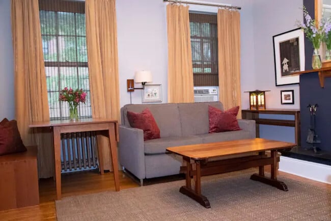 sofabed - 18 Schermerhorn St Unit O'Hara Suite