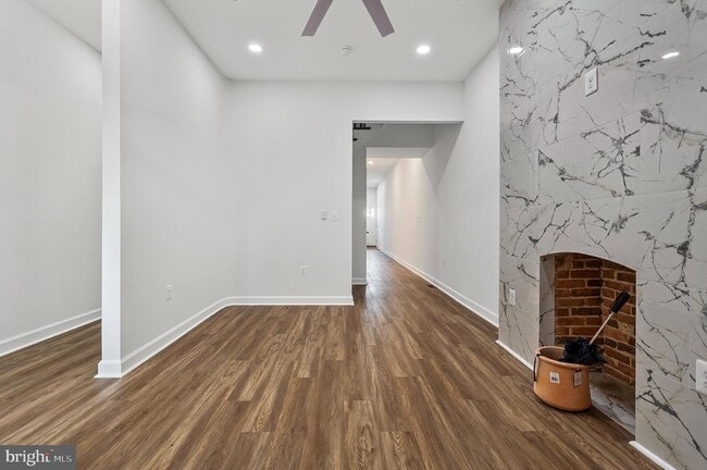 Photo - 1715 N Broadway