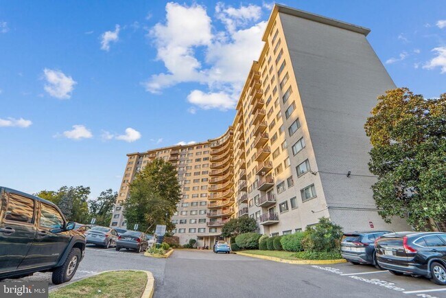 Photo - 8830 Piney Branch Rd Unidad 1003