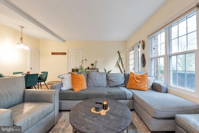 Photo - 3400 Gunston Rd