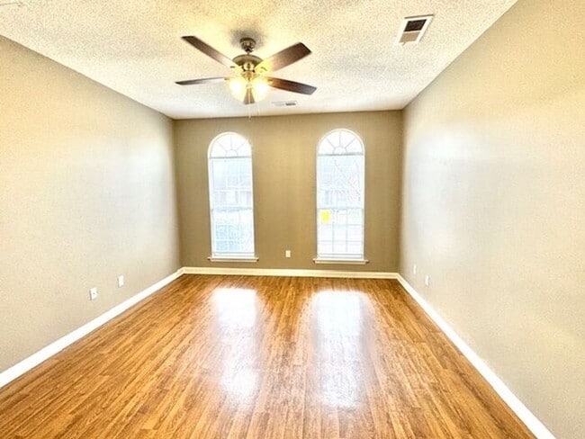 Photo - Now Leasing a 4-bedroom 2.5 bath home in Cordova off of Macon and Houston Levee