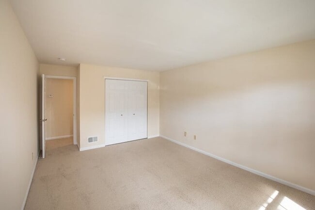 Photo - Lamberts Mill Village