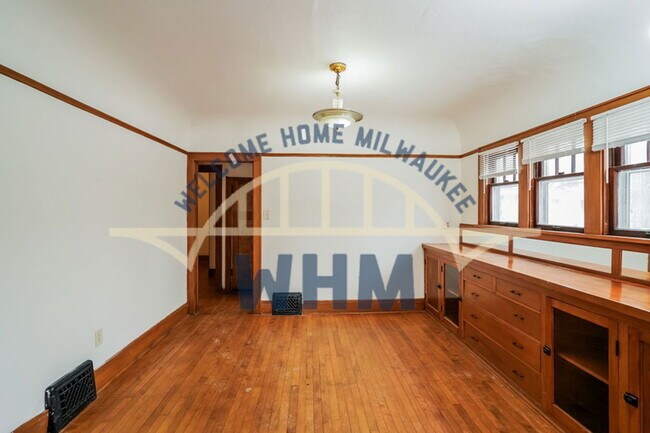 Photo - 1603 E Hampshire St