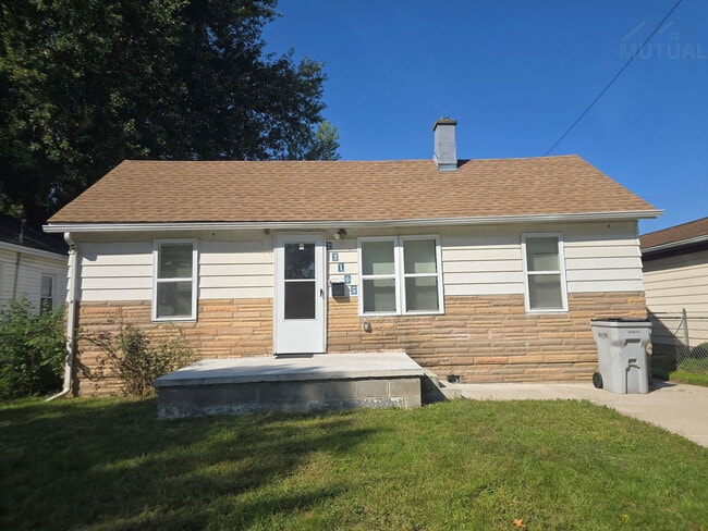 Building Photo - 23105 Vance Ave Rental