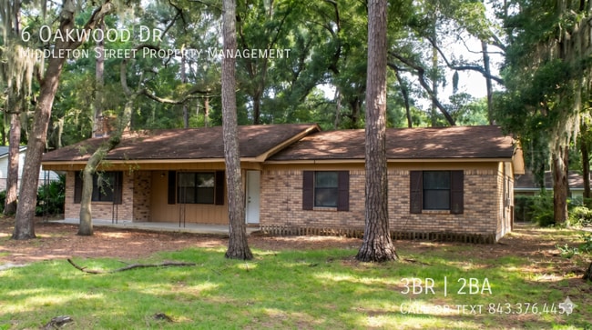 Building Photo - 6 Oakwood Dr