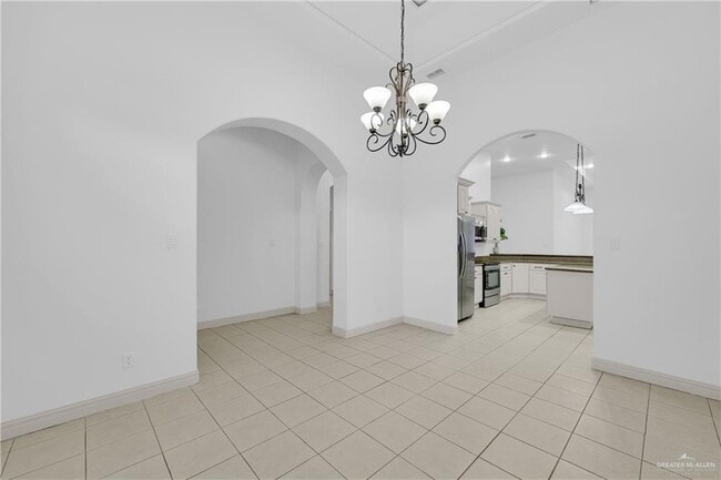 Photo - 22 Midlands Cir