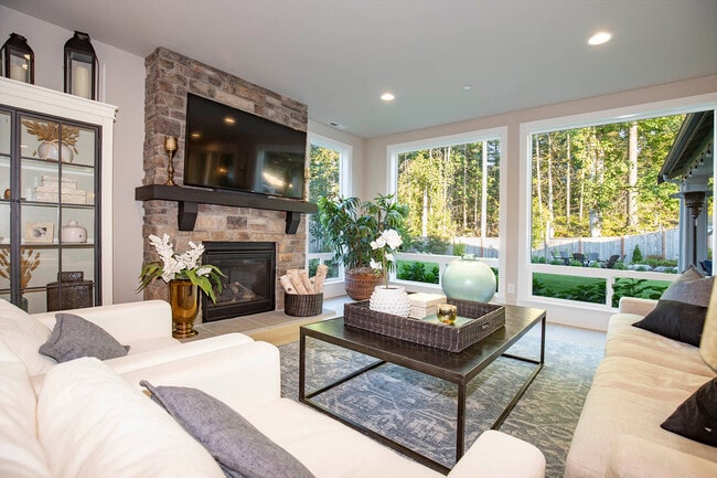 Photo - 1498 Elk Run Pl SE
