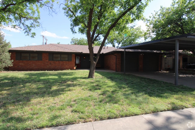 Building Photo - 4633 30th St Rental