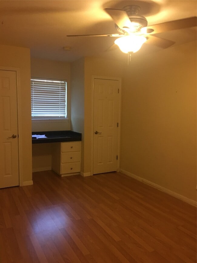 Photo - 4306 Avenue A Unit 108