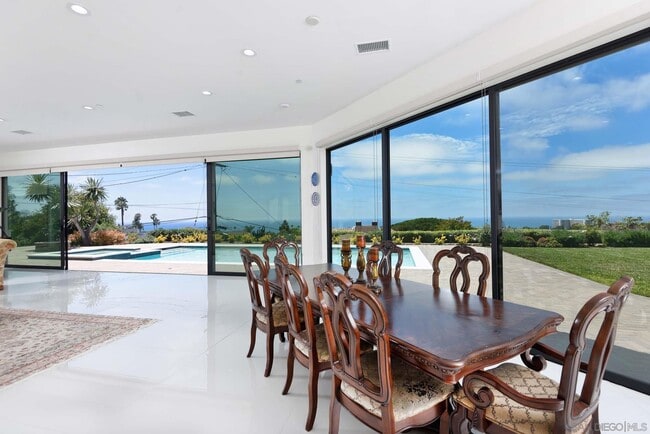 Photo - 1168 Muirlands Vista Way