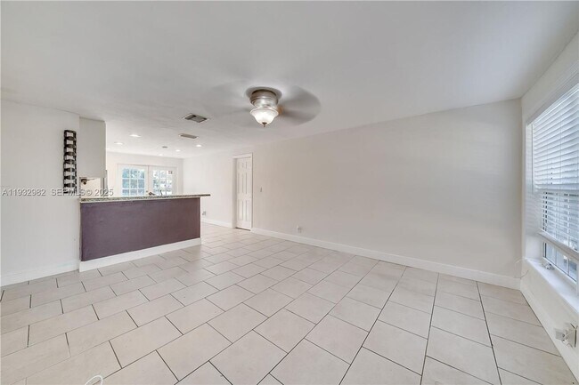 Photo - 5900 N Farragut Dr