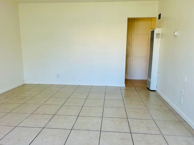 Photo - 7912Star Unidad 7912