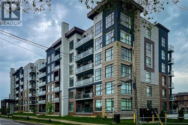 Photo - 600 N Service Rd Unité 419