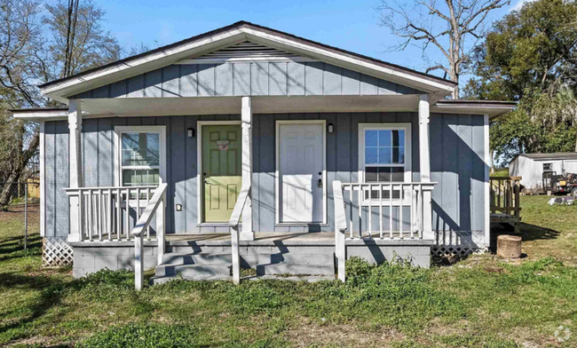 Building Photo - 2304 S Calhoun St Rental