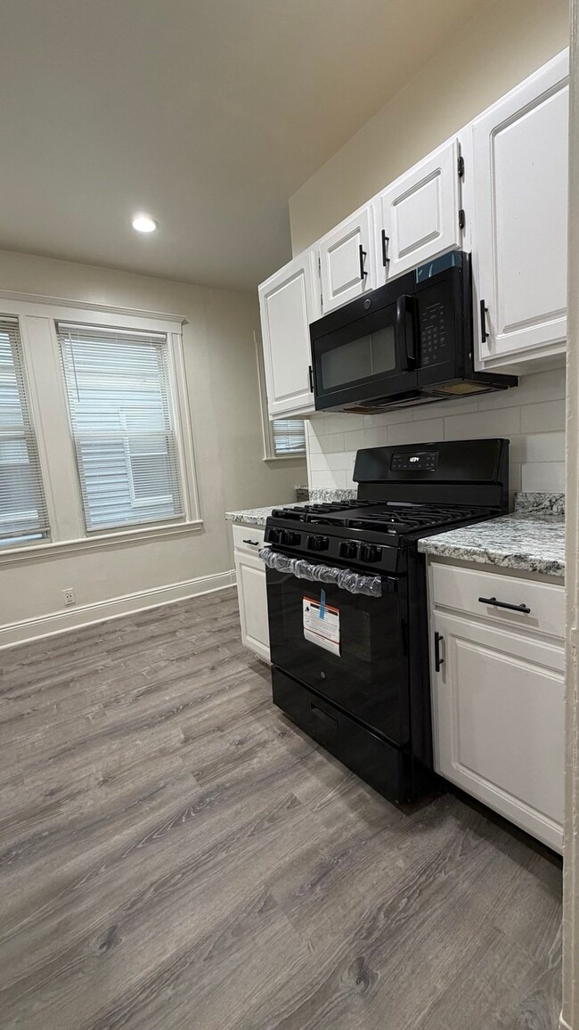 27 Hosmer St Unit 1