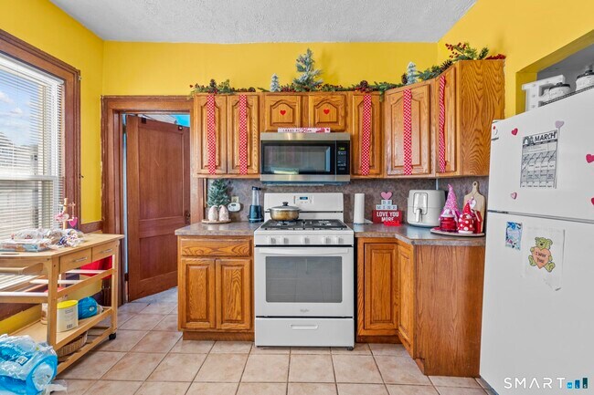 351 Chestnut St Unit 1