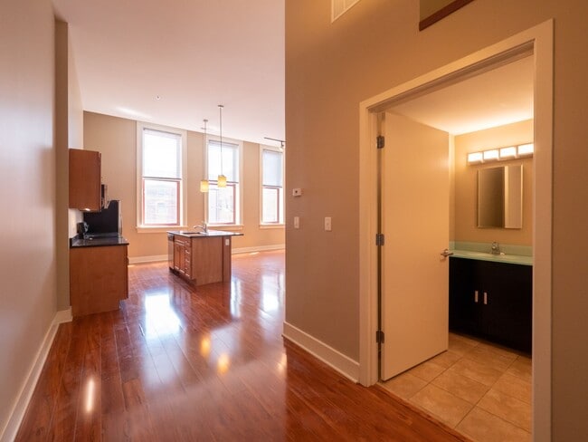Photo - Fifth Avenue School Lofts